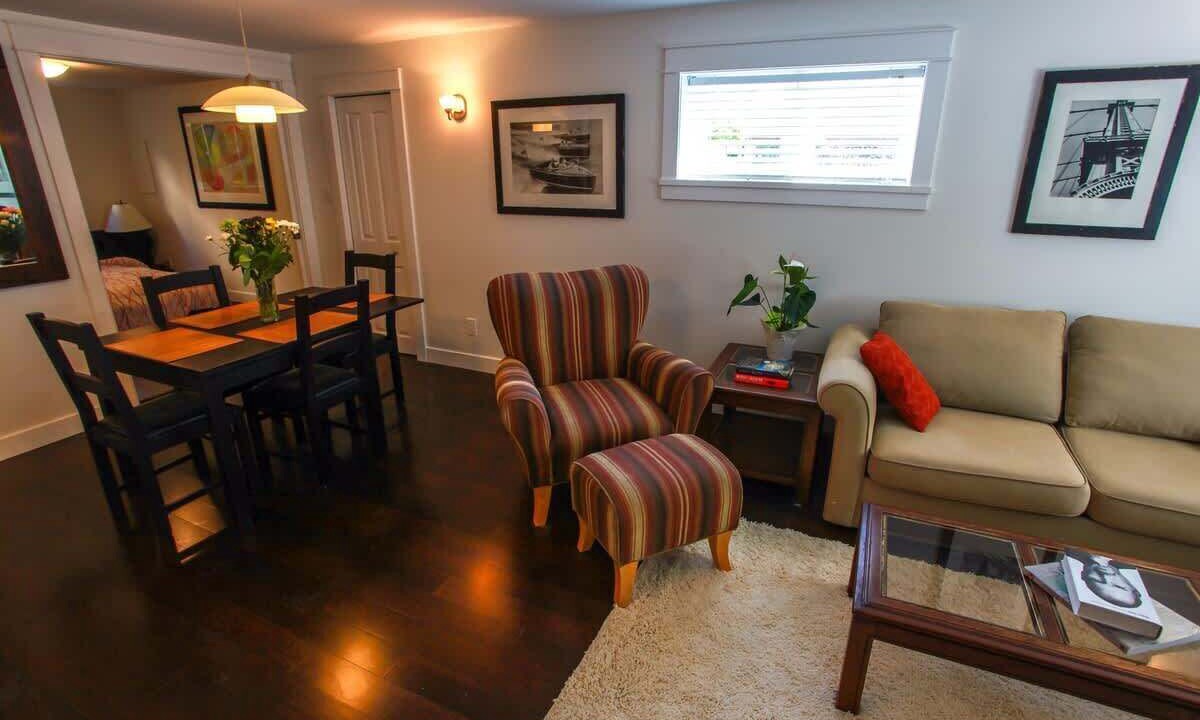 Photo of Bedroom in Central Lonsdale