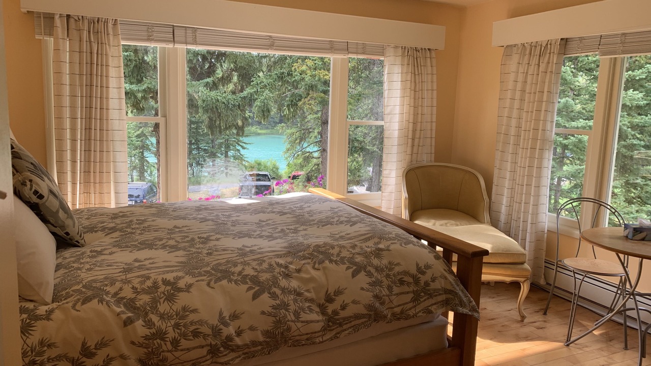 Photo of Bedroom in Banff