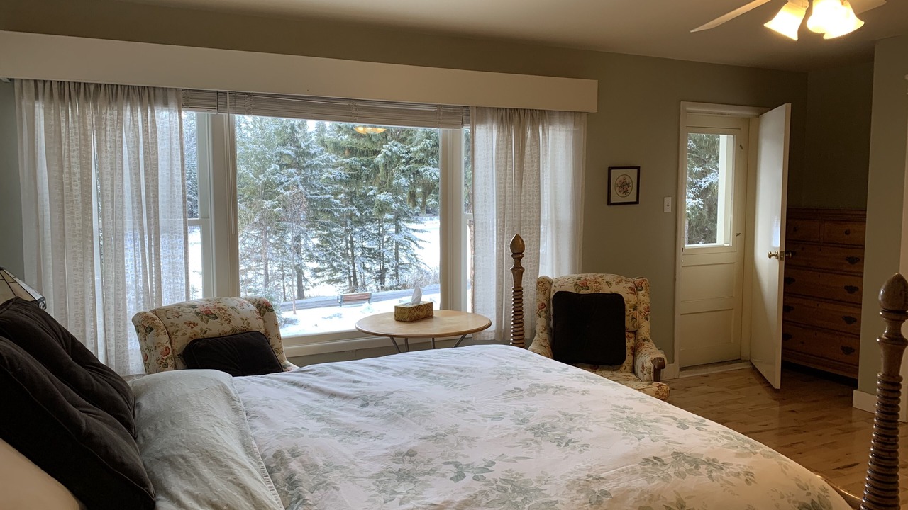 Photo of Bedroom in Banff