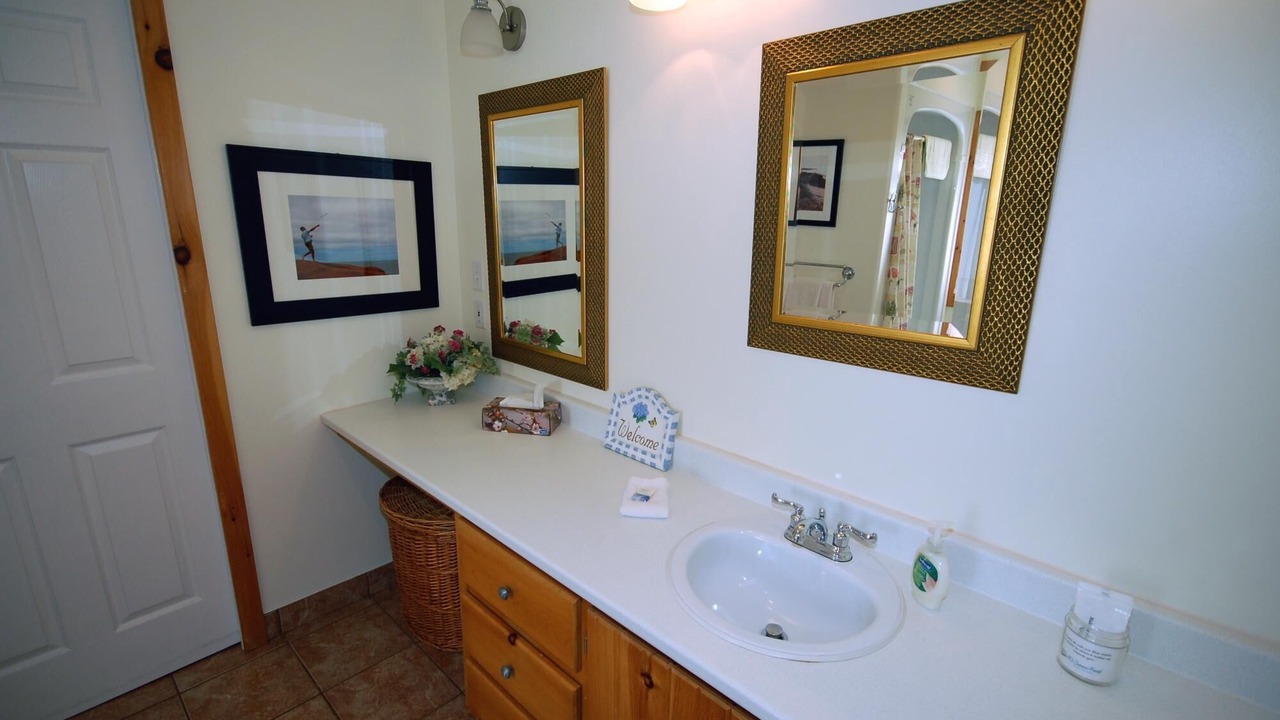 Photo of Bathroom in Darnley