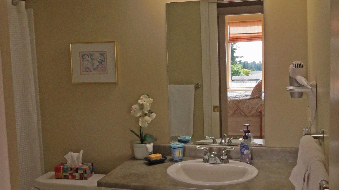 Photo of Bathroom in Colwood