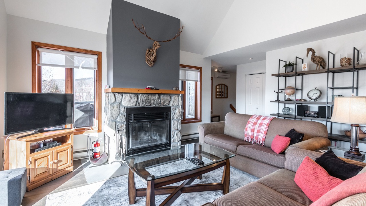 Photo of Livingroom in Mont-Tremblant
