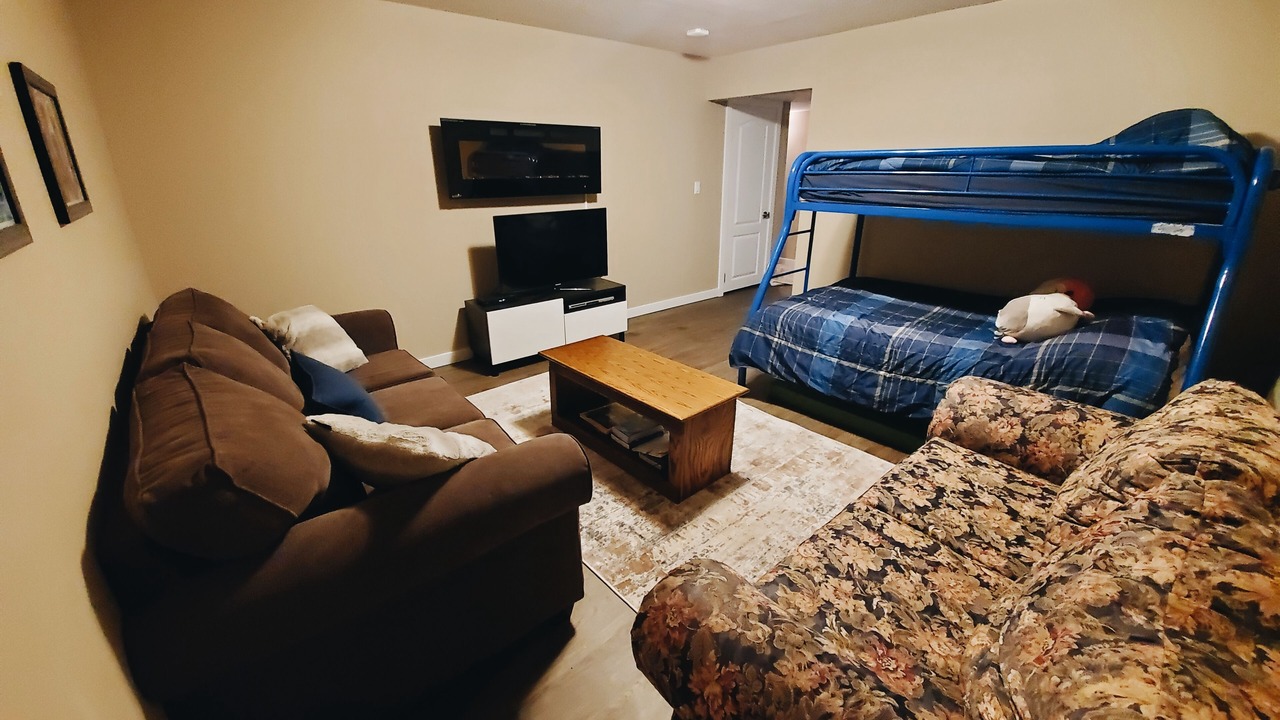 Photo of Bedroom in East Kootenay