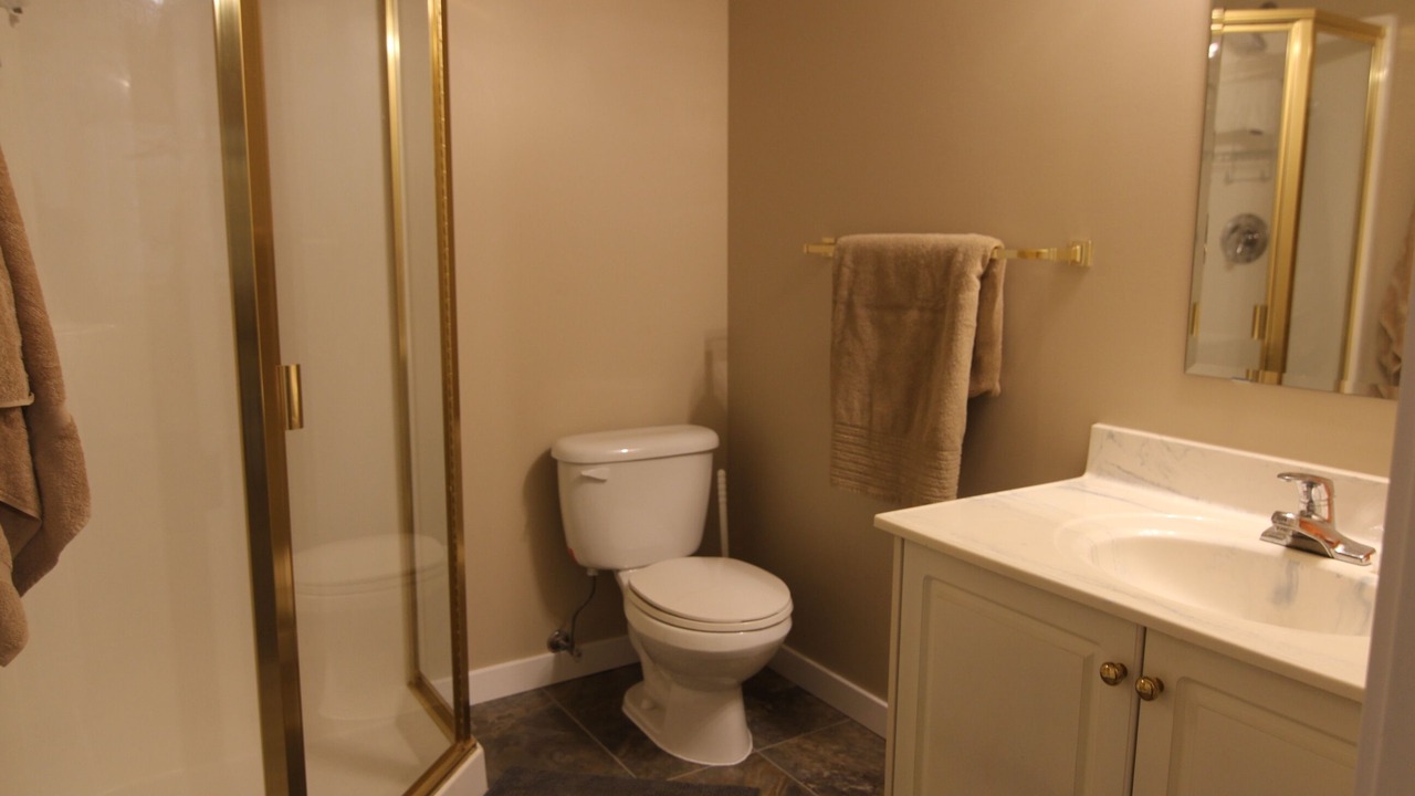 Photo of Bedroom in East Kootenay