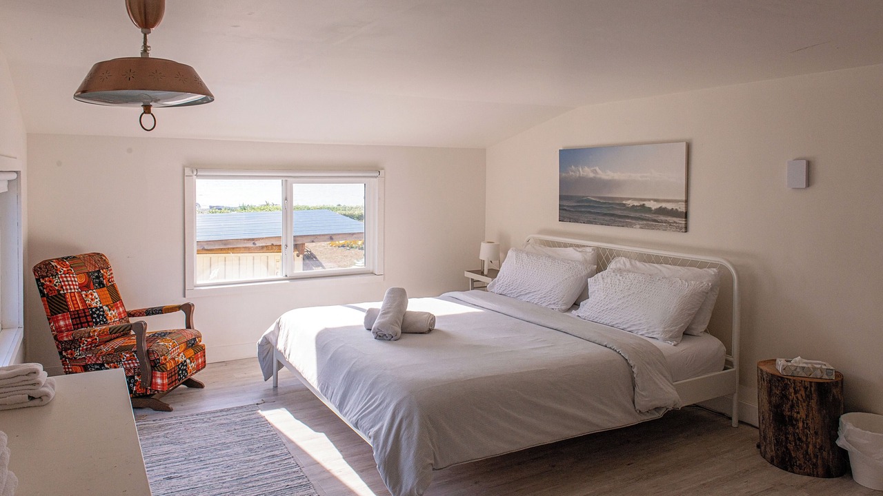 Photo of Bedroom in Port Renfrew