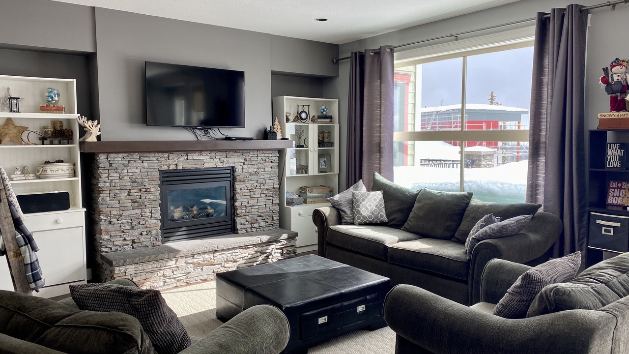 Photo of Livingroom in Silver Star Mountain