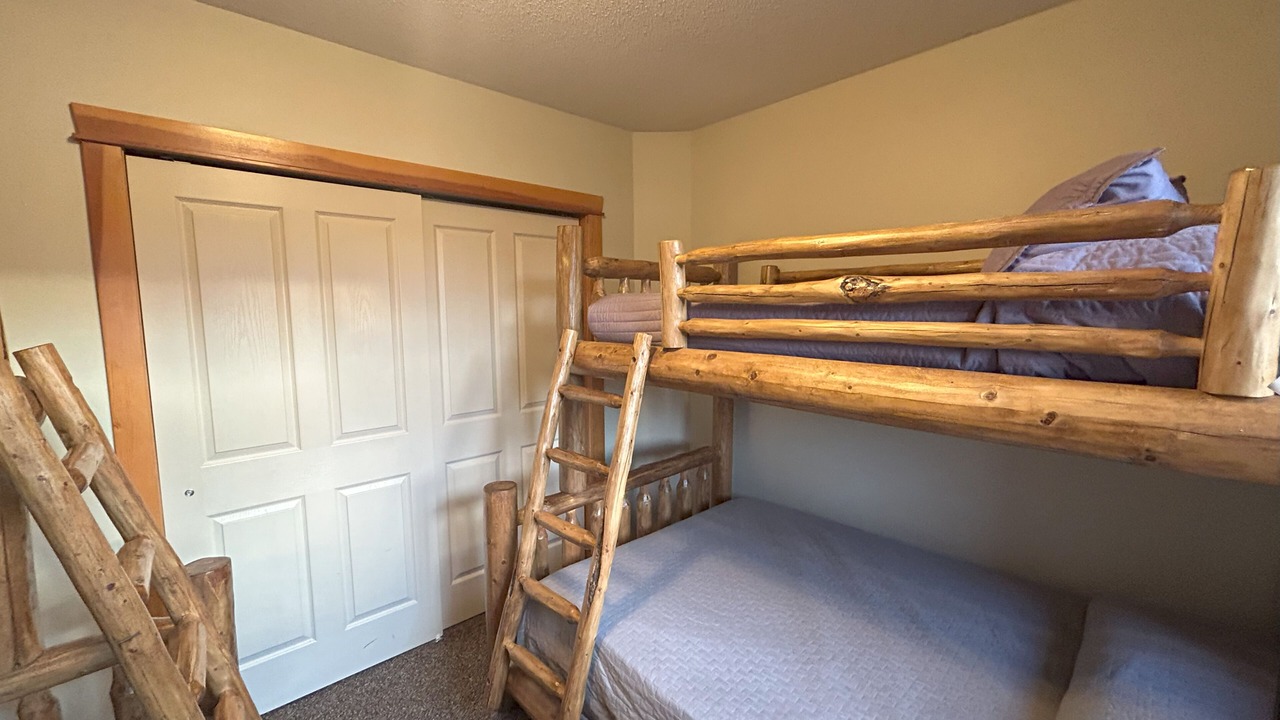 Photo of Bedroom in Canmore