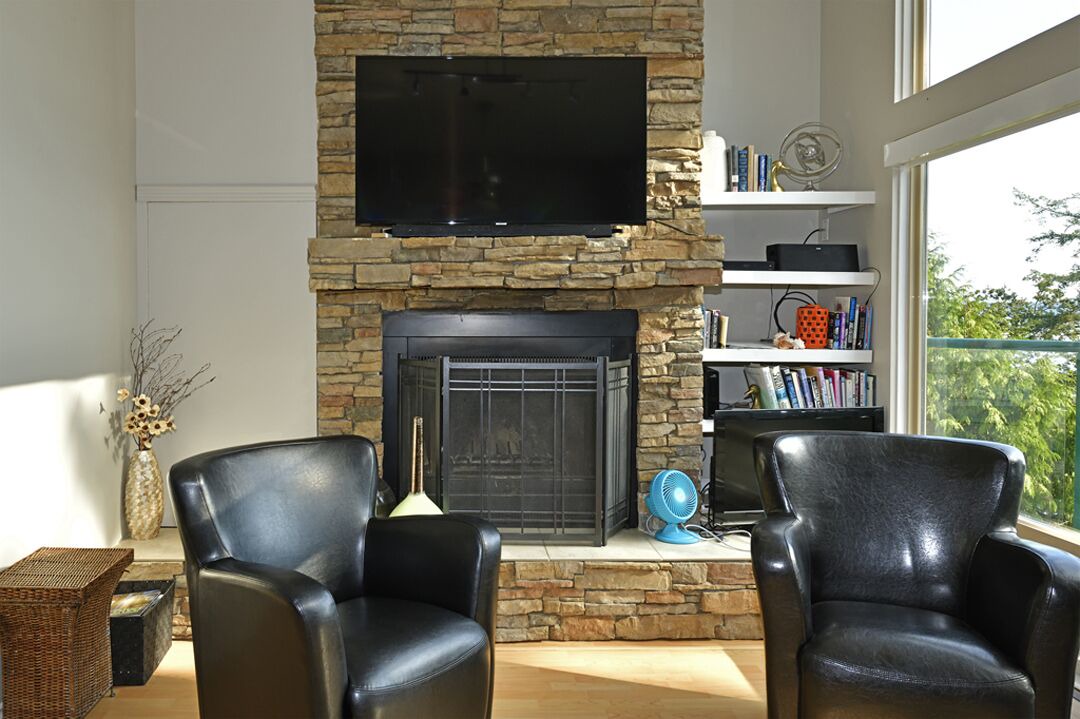 Photo of Livingroom in North Oyster