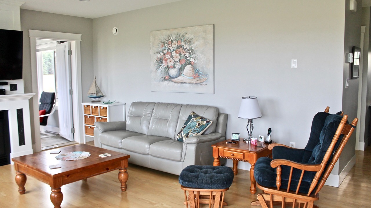 Photo of Livingroom in Brackley Beach