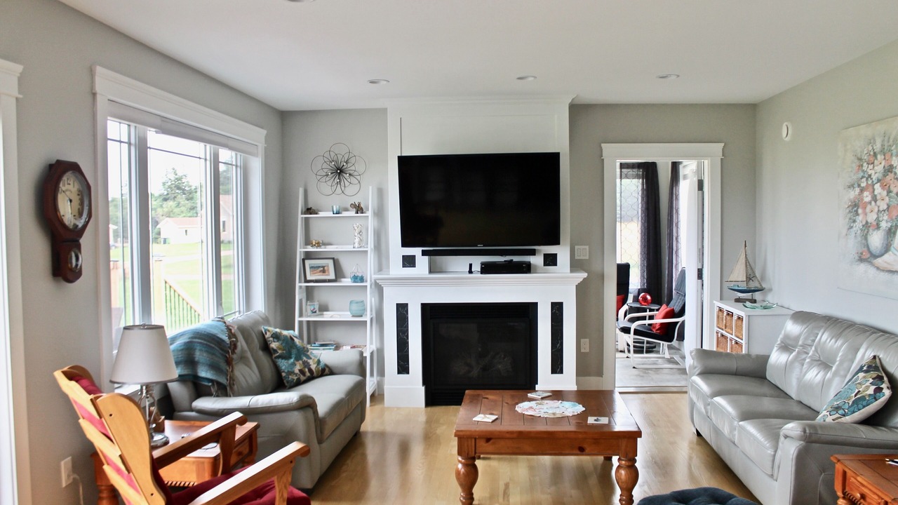 Photo of Livingroom in Brackley Beach