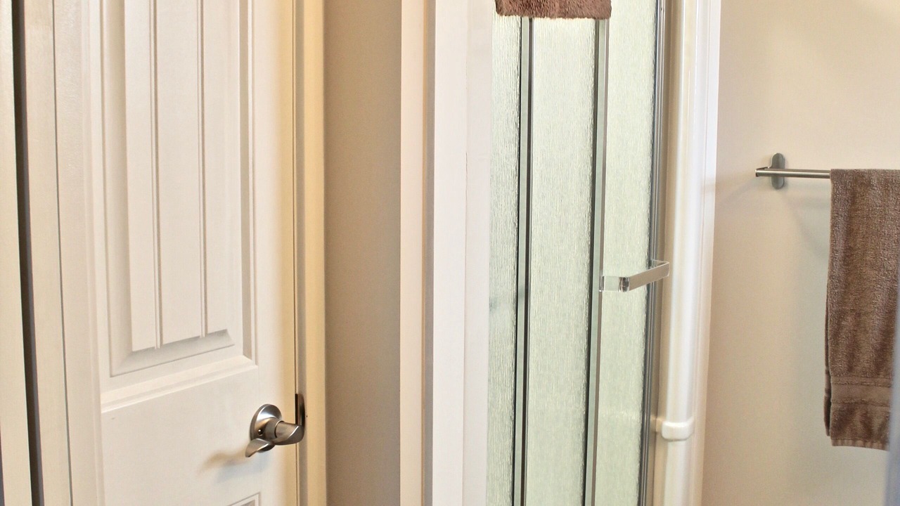 Photo of Bathroom in Brackley Beach