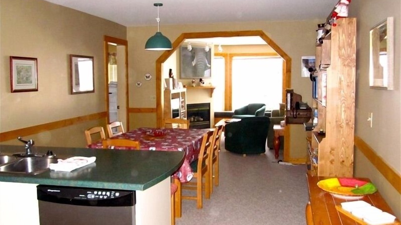 Photo of Livingroom in Big White Ski Resort