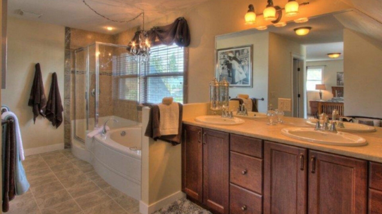 Photo of Bathroom in Southwest Mission