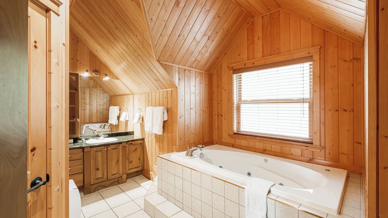 Photo of Bathroom in Fiddler Lake Resort