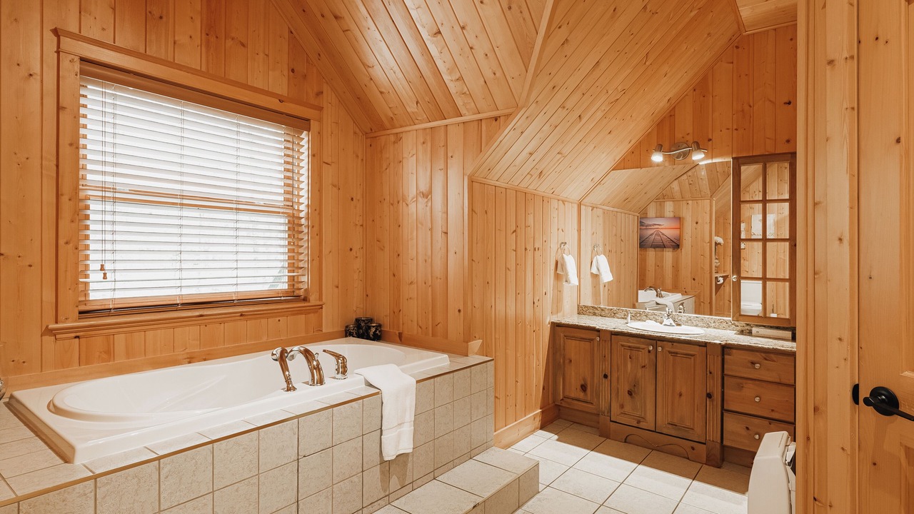 Photo of Bathroom in Fiddler Lake Resort