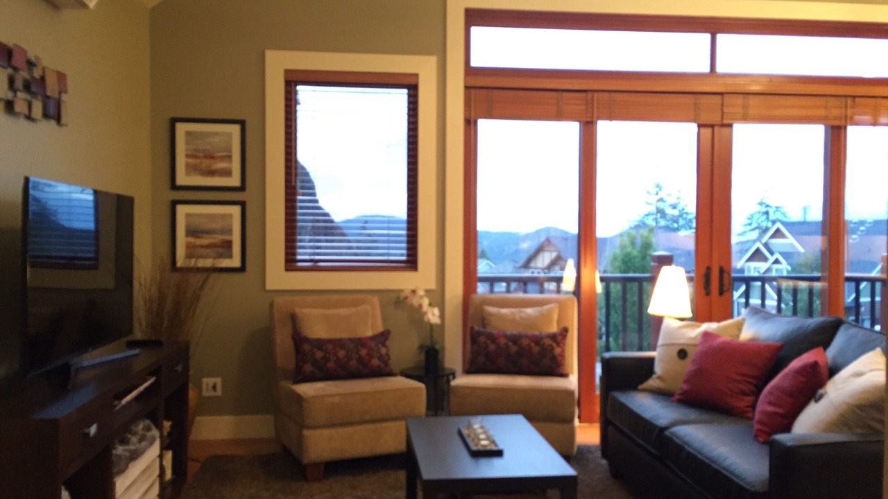 Photo of Livingroom in Bear Mountain Resort