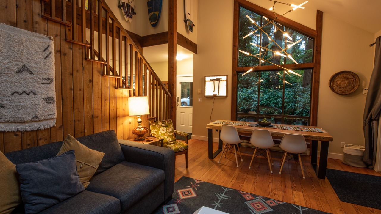 Photo of Livingroom in Tofino