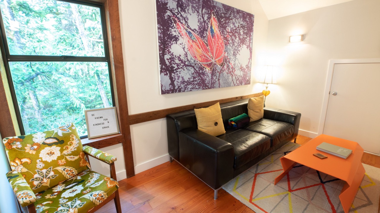 Photo of Livingroom in Tofino