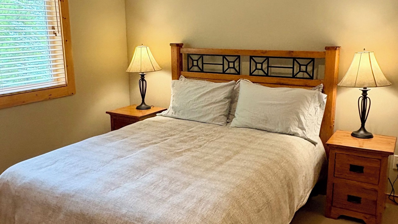 Photo of Bedroom in East Kootenay