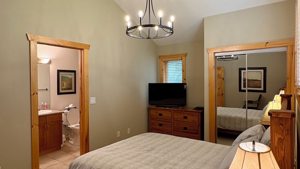 Photo of Bedroom in East Kootenay