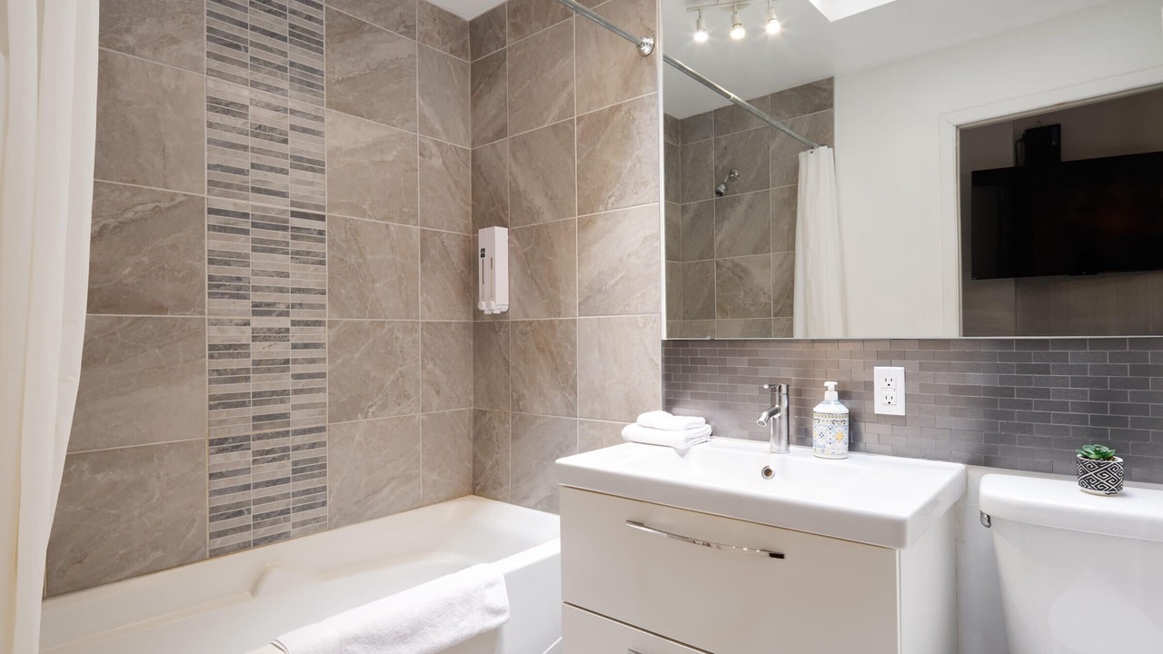 Photo of Bathroom in Plateau Mont Royal