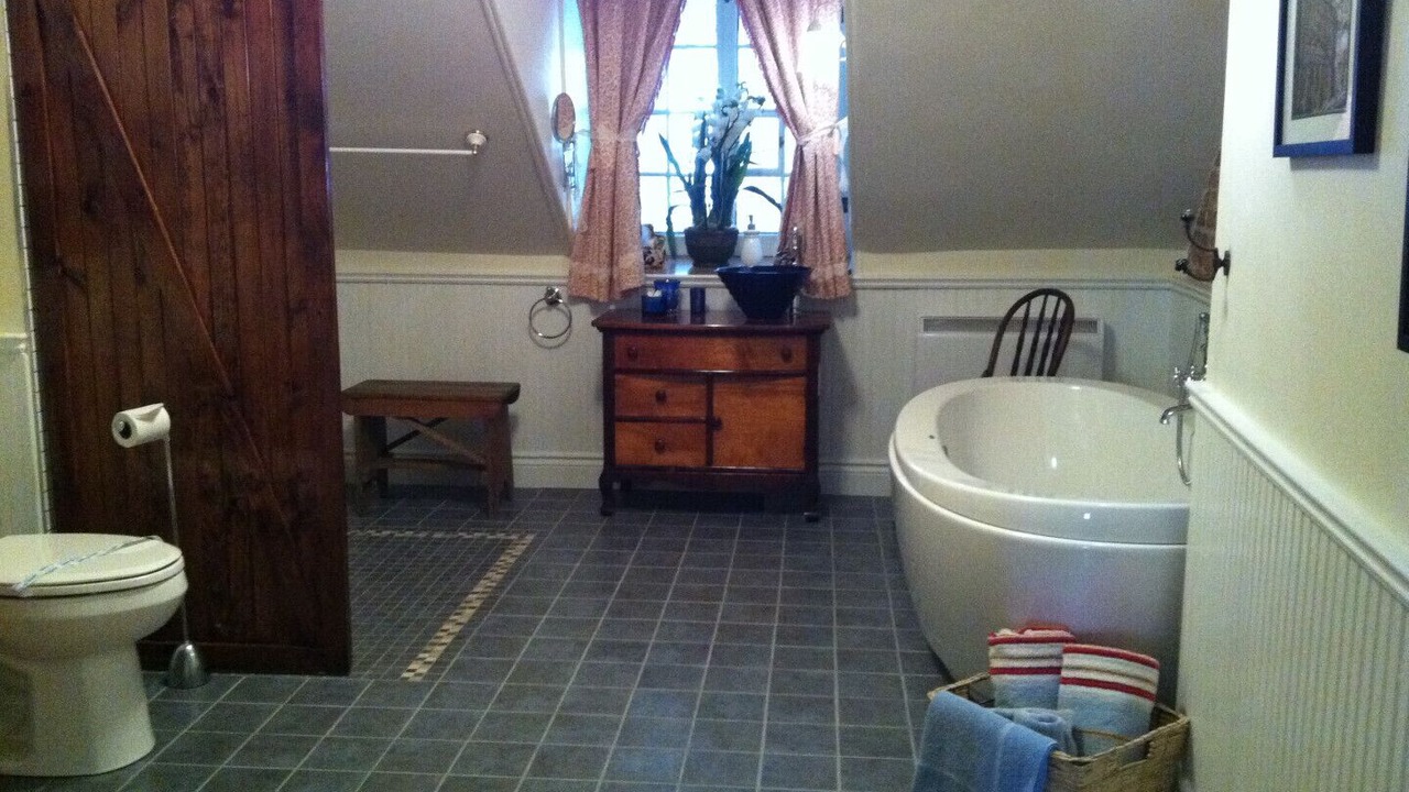 Photo of Bathroom in Cap-Blanc