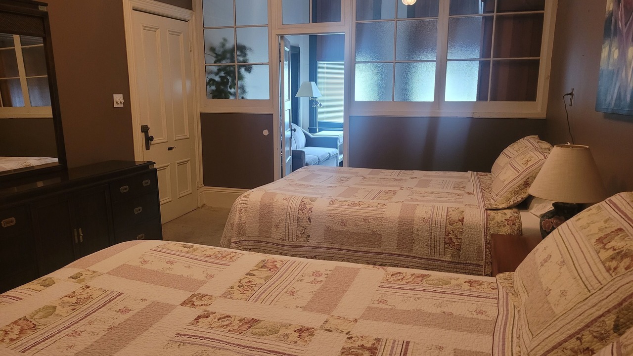 Photo of Bedroom in Gananoque