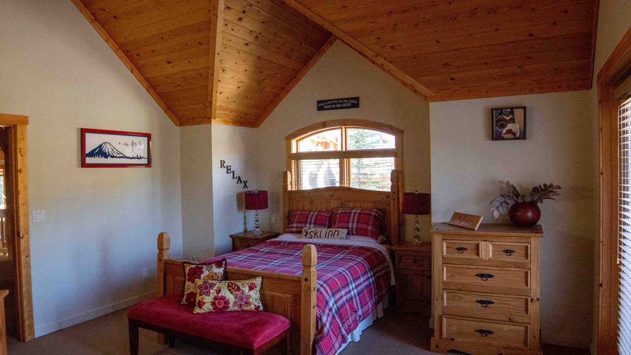 Photo of Bedroom in Golden