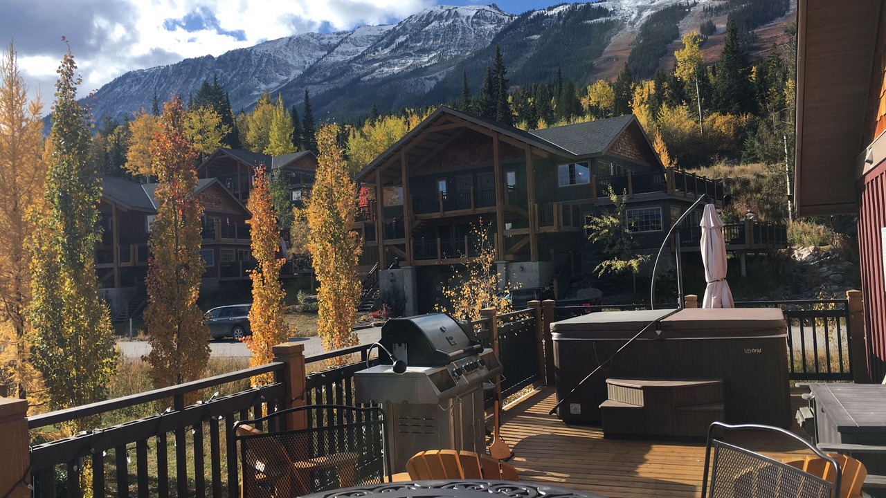 Photo of Outdoor in Golden