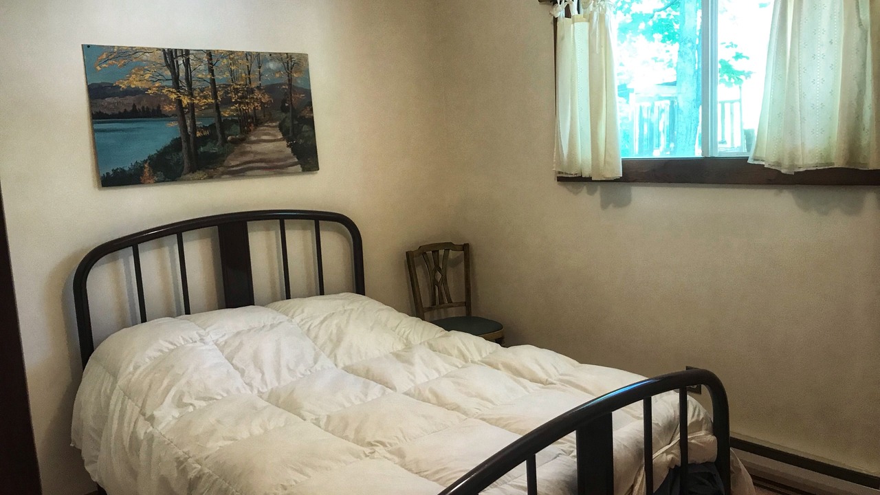 Photo of Bedroom in Muskoka Lakes