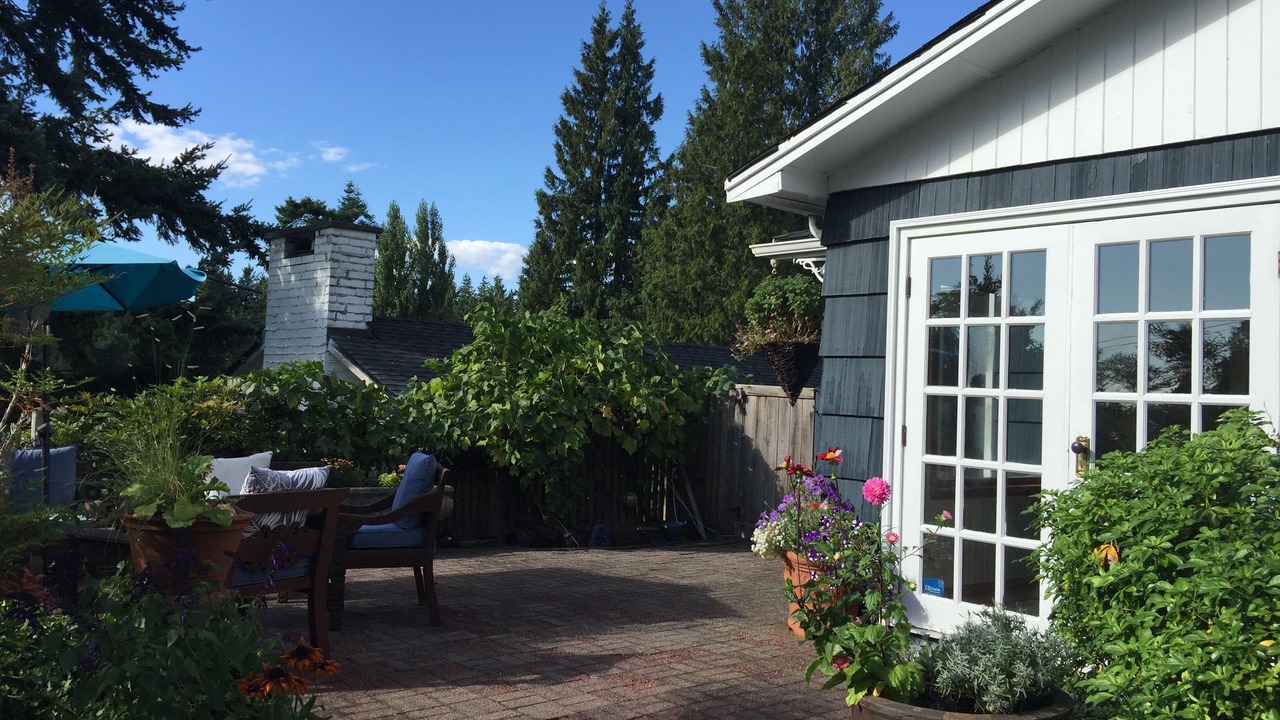 Photo of Outdoor in West Vancouver