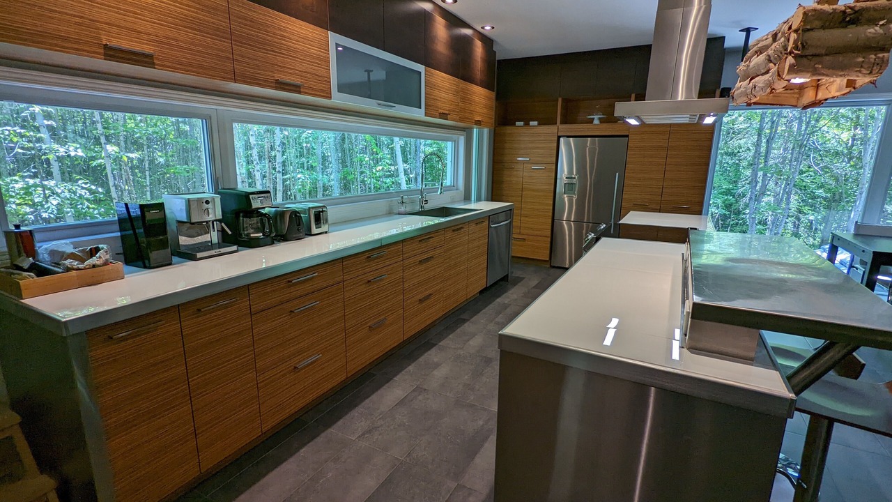 Photo of Kitchen in Petite-Riviere-Saint-Francois
