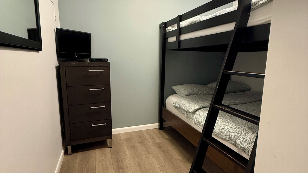 Photo of Bedroom in South Pandosy