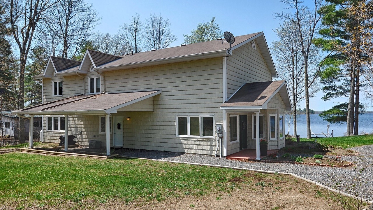 Photo of Others in Drummond-North Elmsley