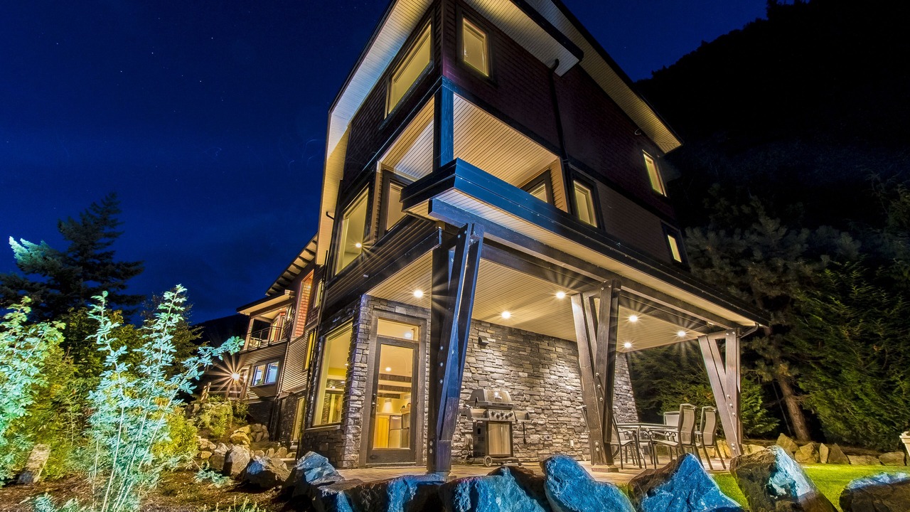 Photo of Outdoor in Harrison Hot Springs