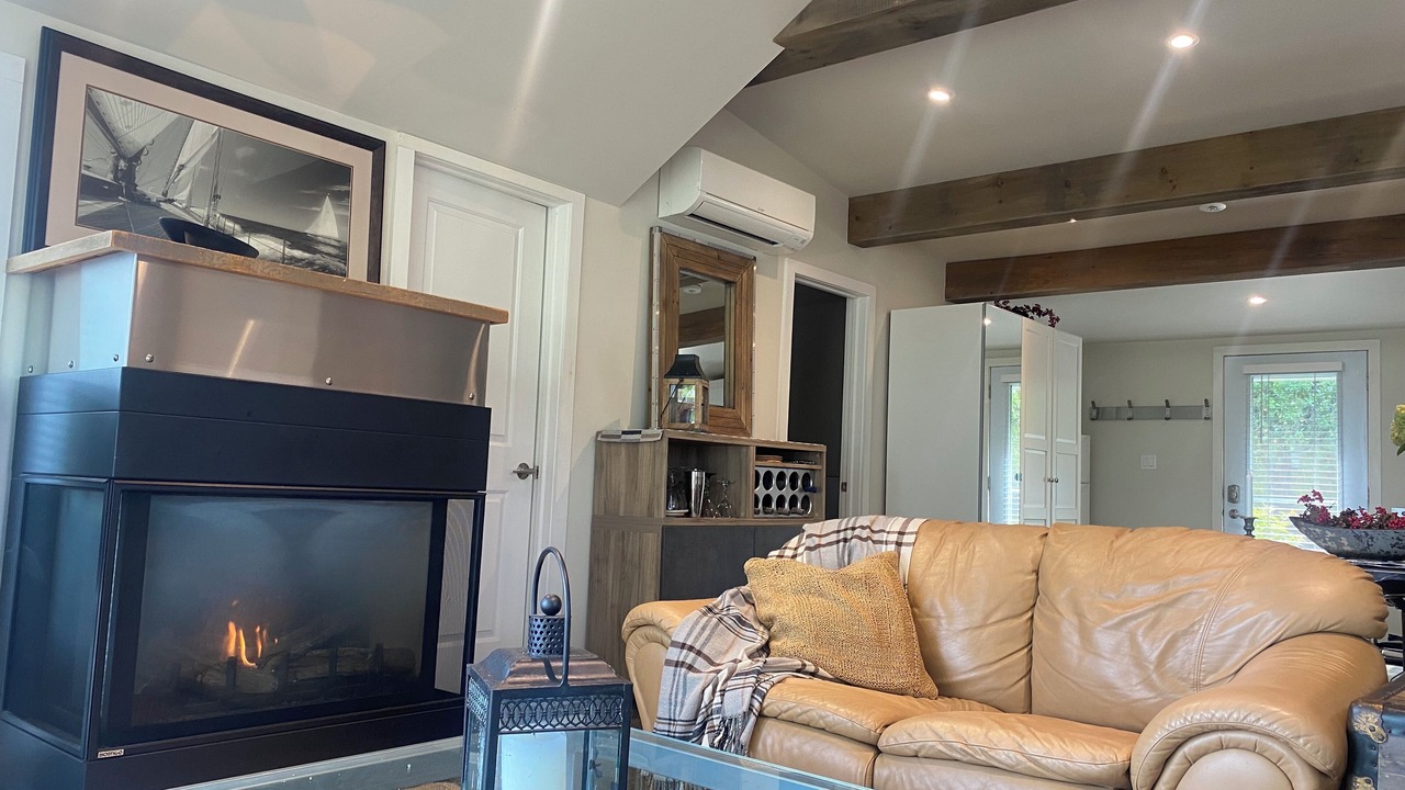 Photo of Livingroom in Thornbury