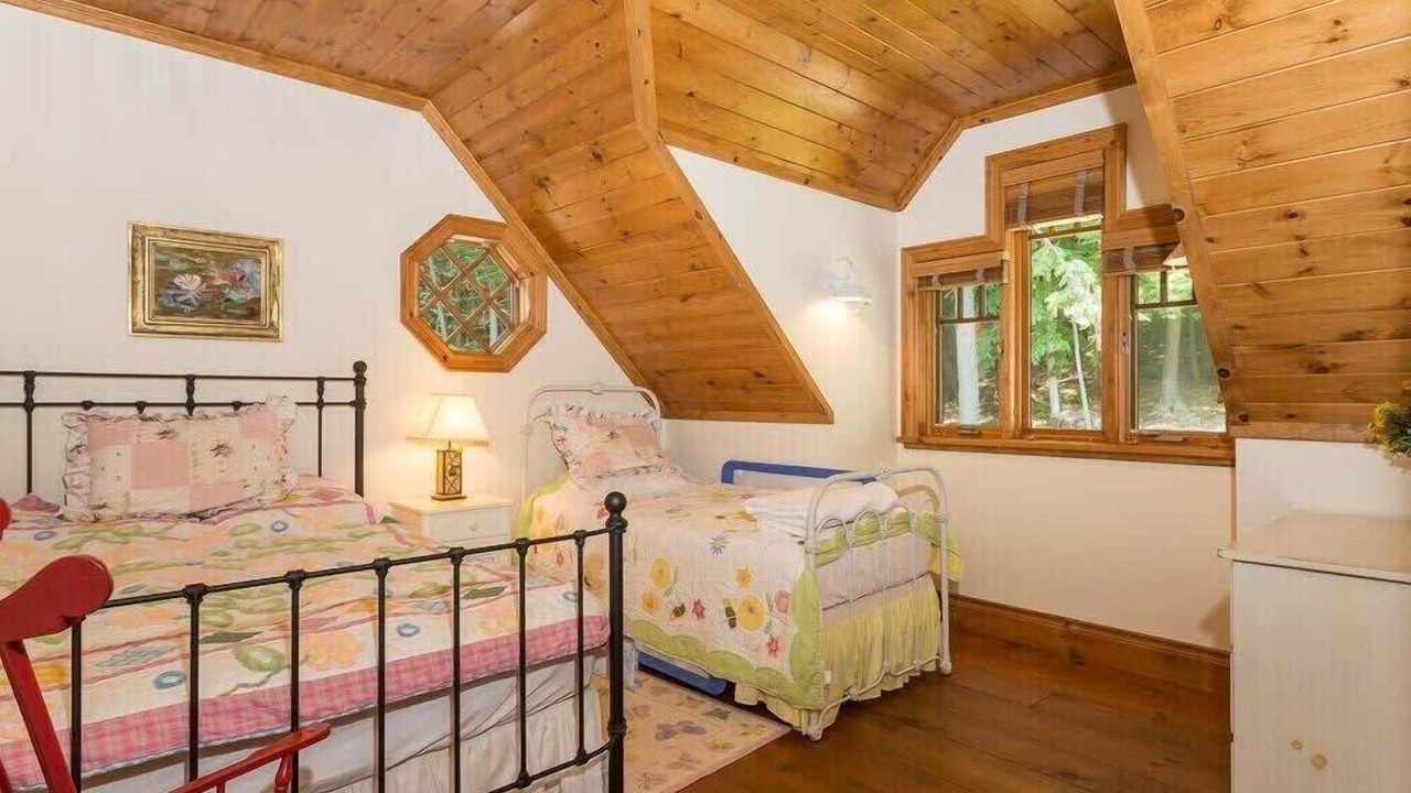 Photo of Bedroom in Muskoka Lakes