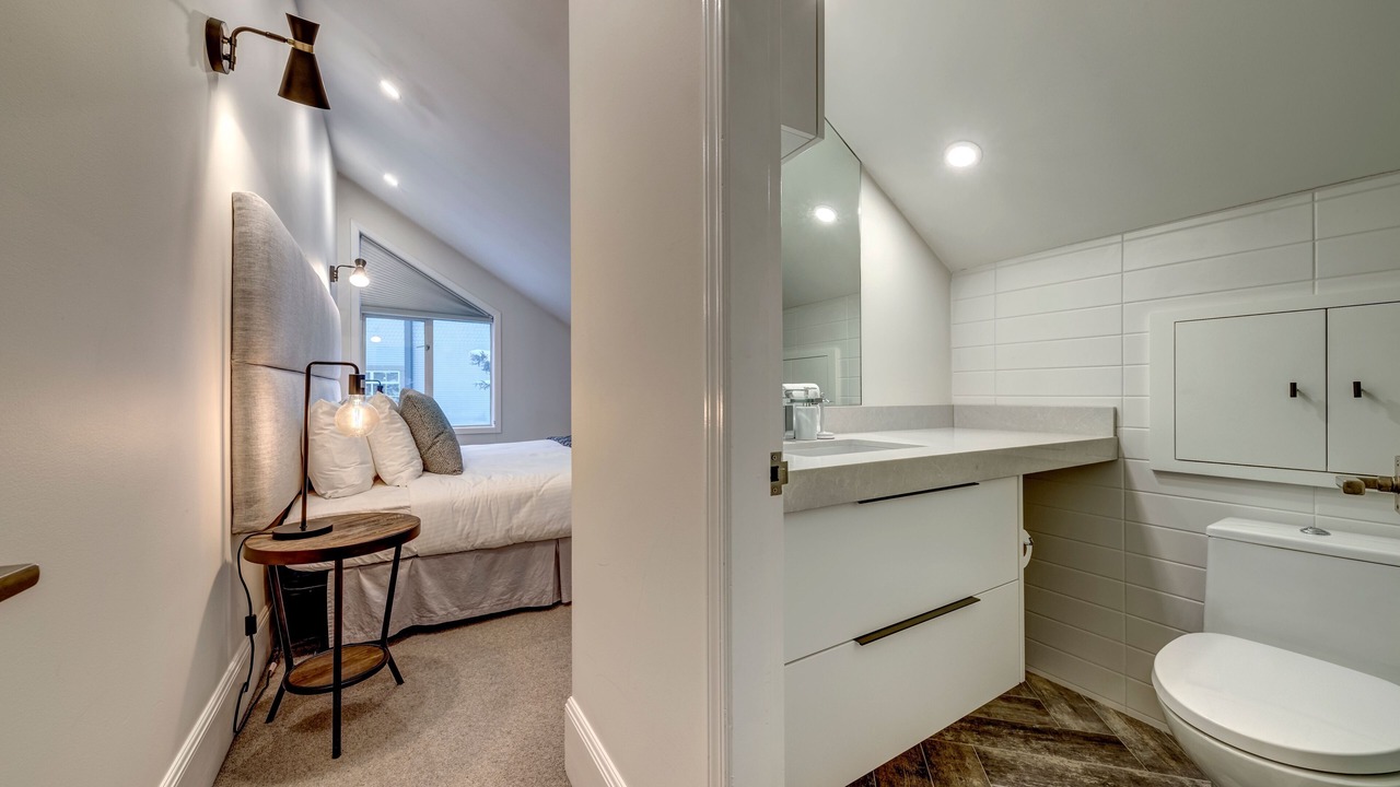Photo of Bathroom in Upper Village