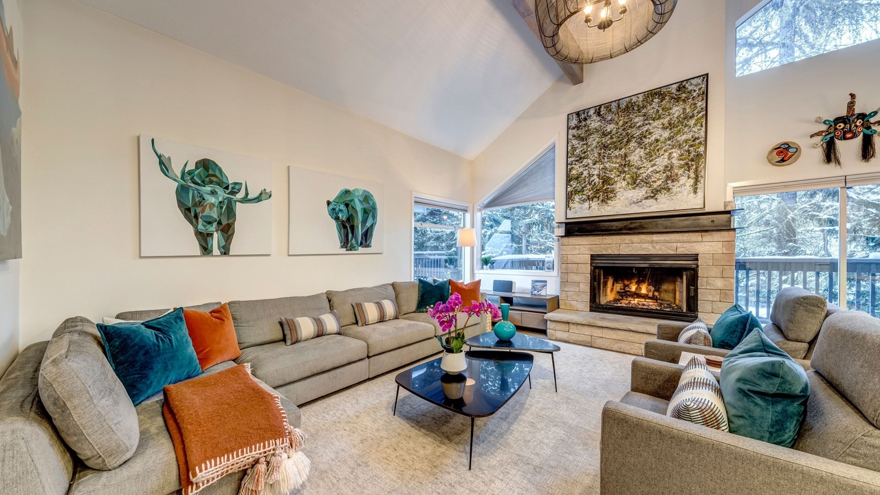 Photo of Livingroom in Upper Village