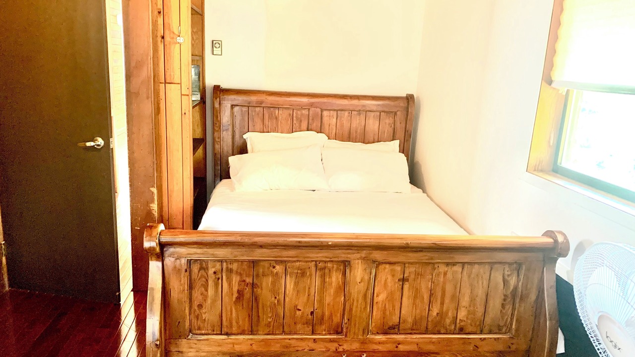 Photo of Bedroom in Heriot Bay