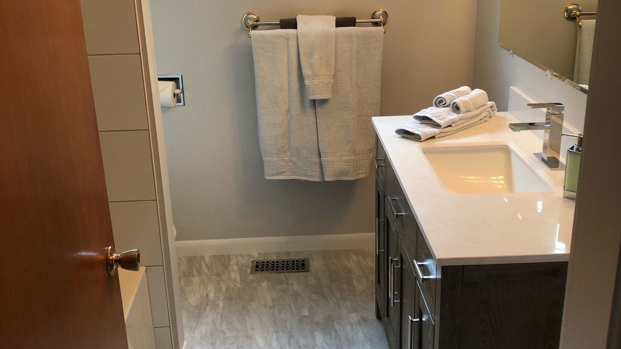 Photo of Bathroom in Port Alberni
