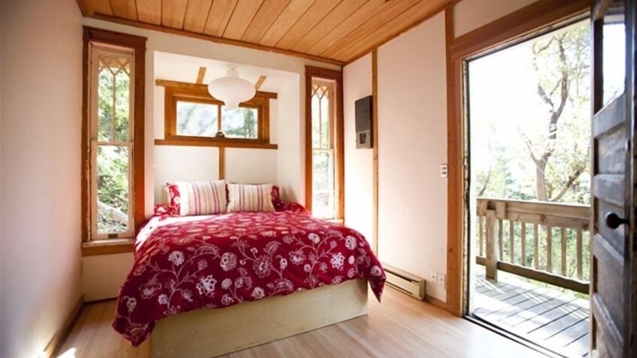 Photo of Bedroom in Salt Spring Island