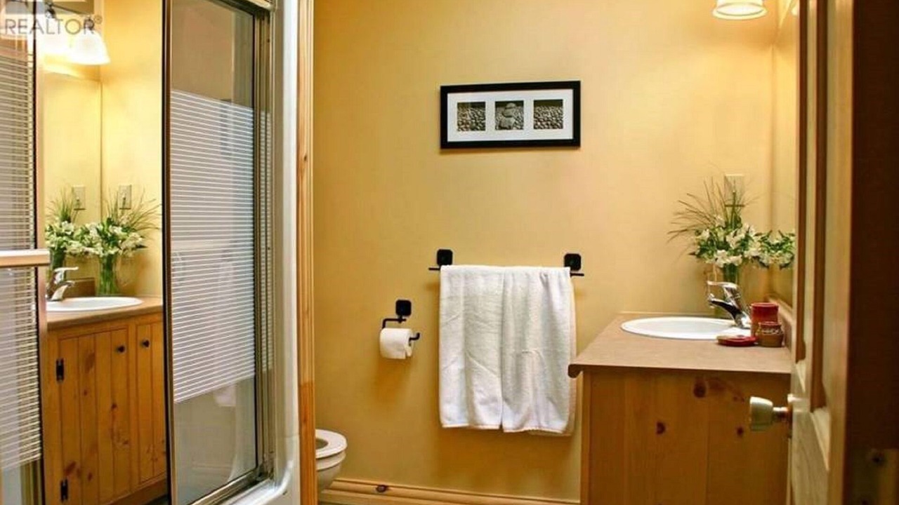 Photo of Bathroom in Bayview