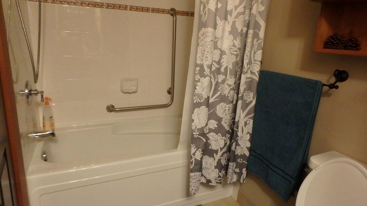 Photo of Bathroom in Sun Peaks