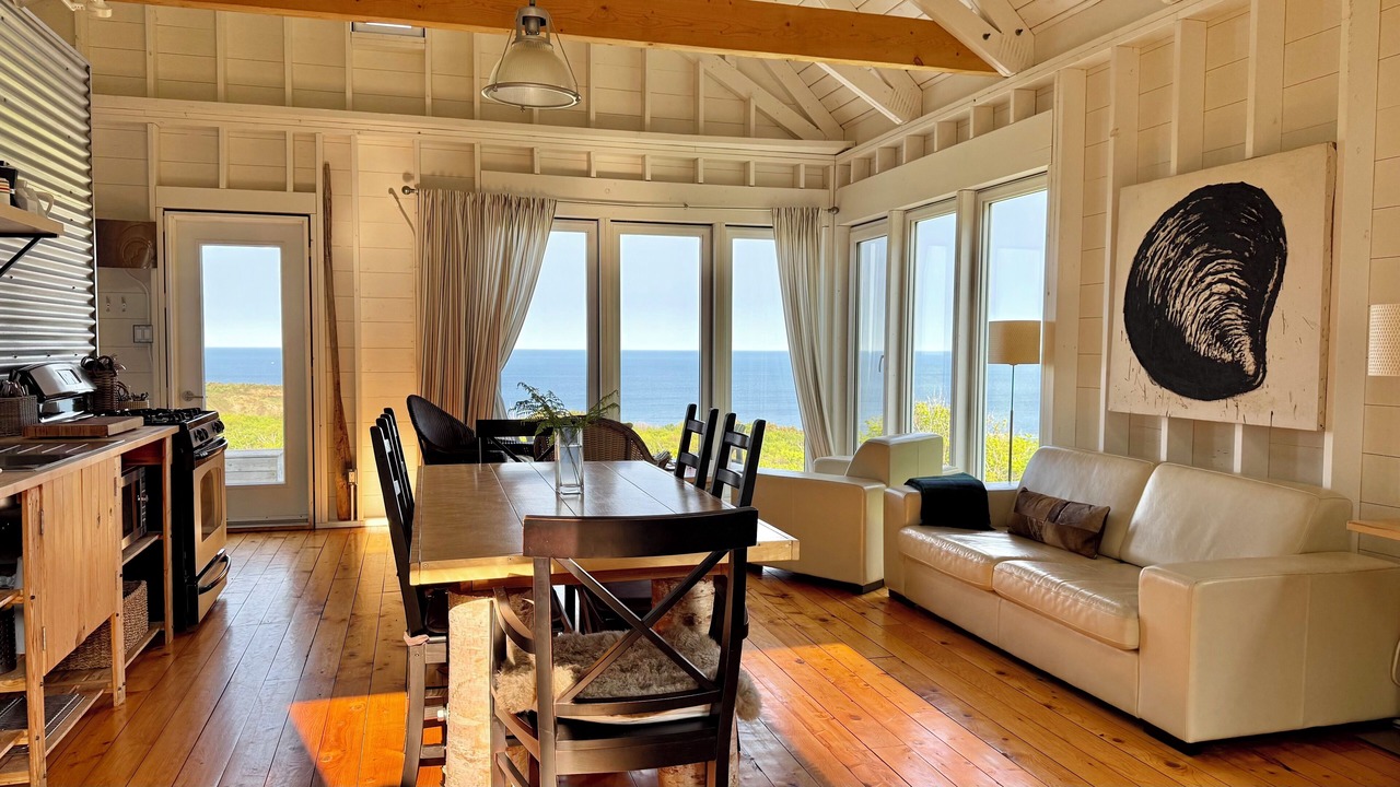 Photo of Livingroom in Chimney Corner
