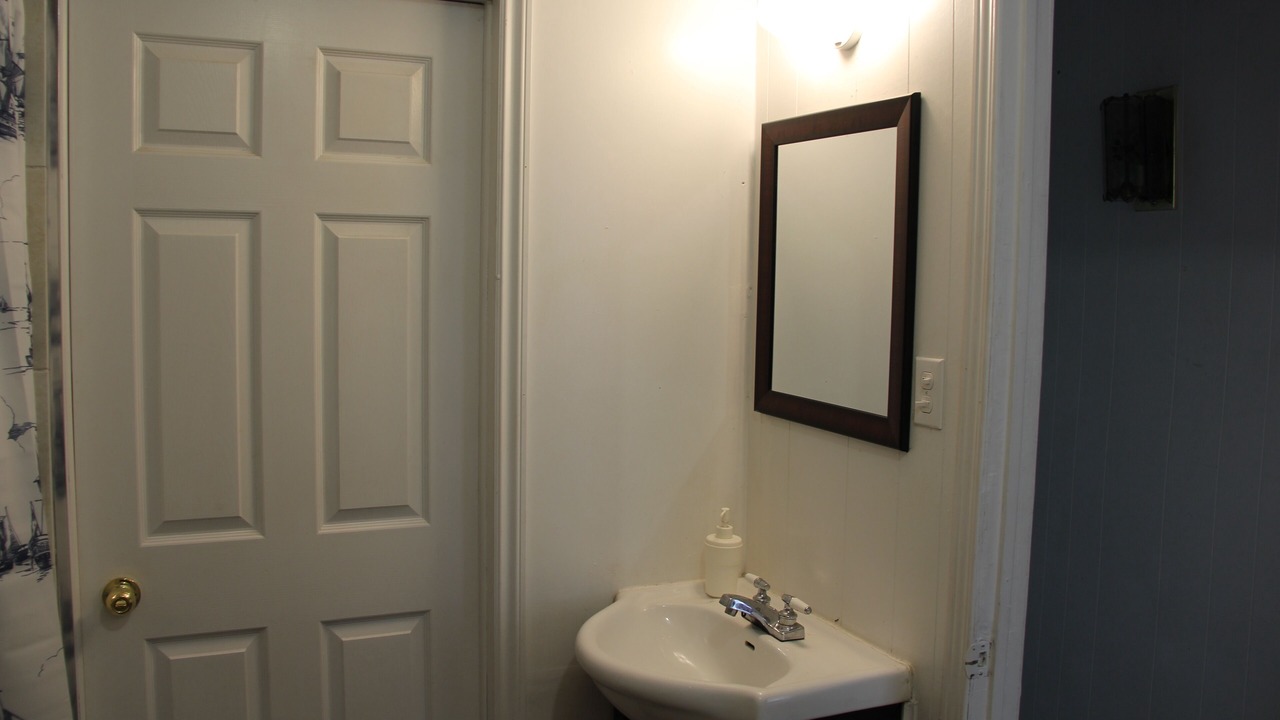 Photo of Bathroom in Halton Hills