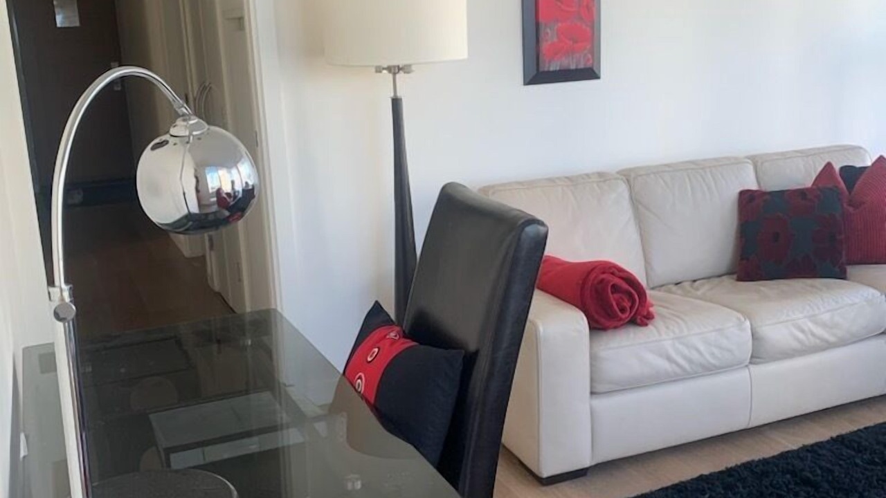 Photo of Livingroom in Downtown Victoria
