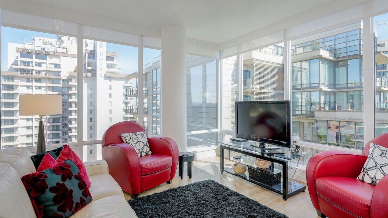 Photo of Livingroom in Downtown Victoria