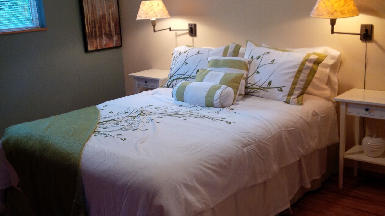 Photo of Bedroom in Halfmoon Bay