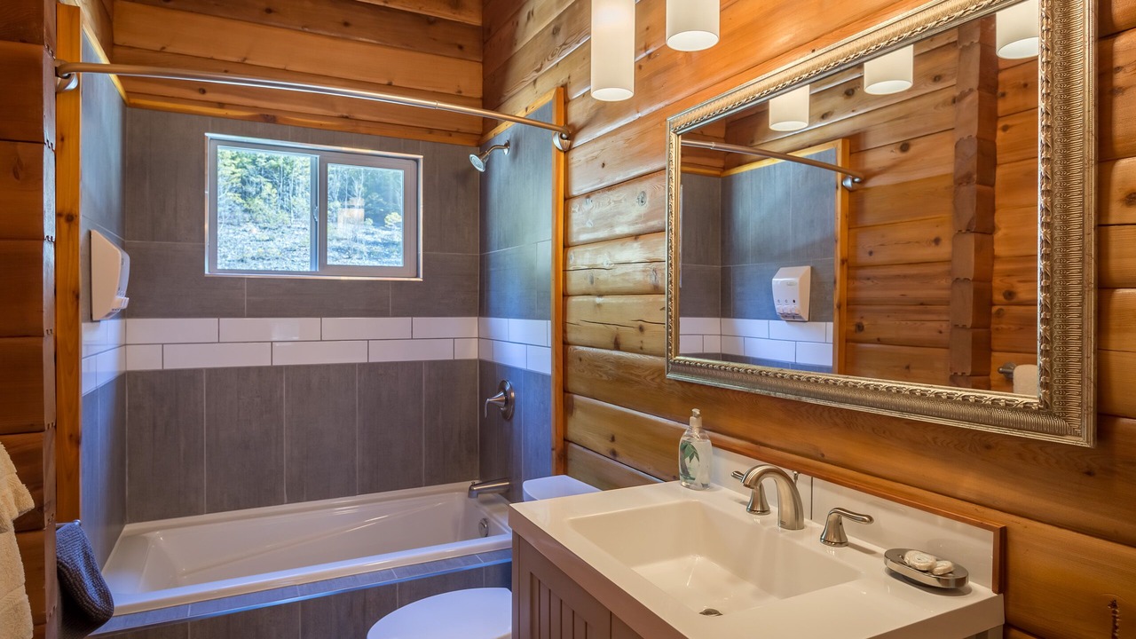 Photo of Bathroom in Parson